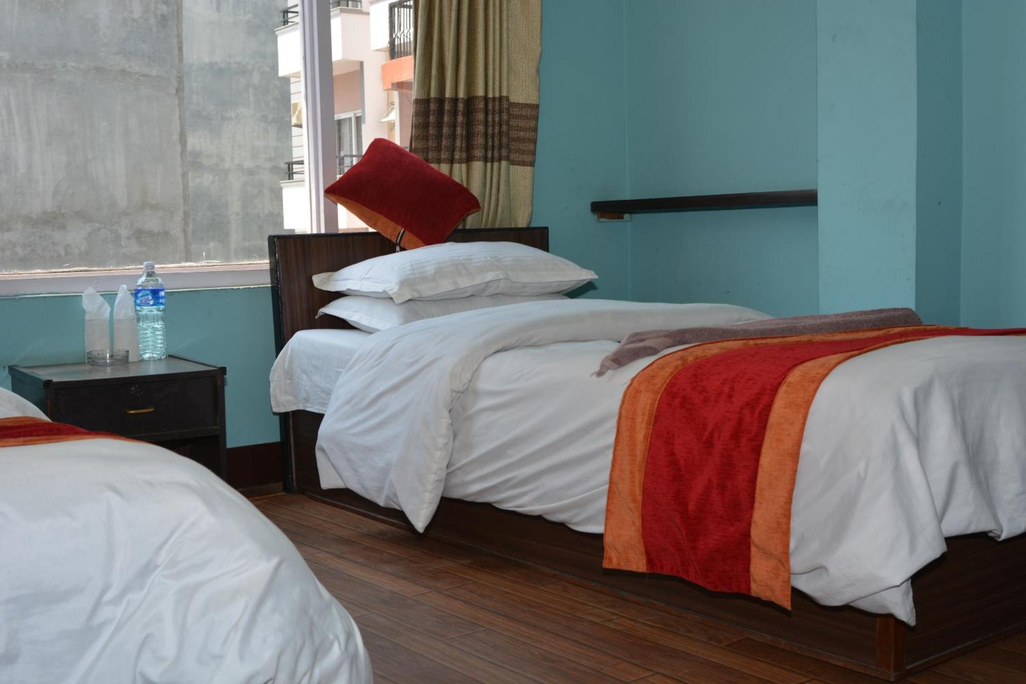 Hotel Discovery Inn กาฐมาณฑุ ภายนอก รูปภาพ