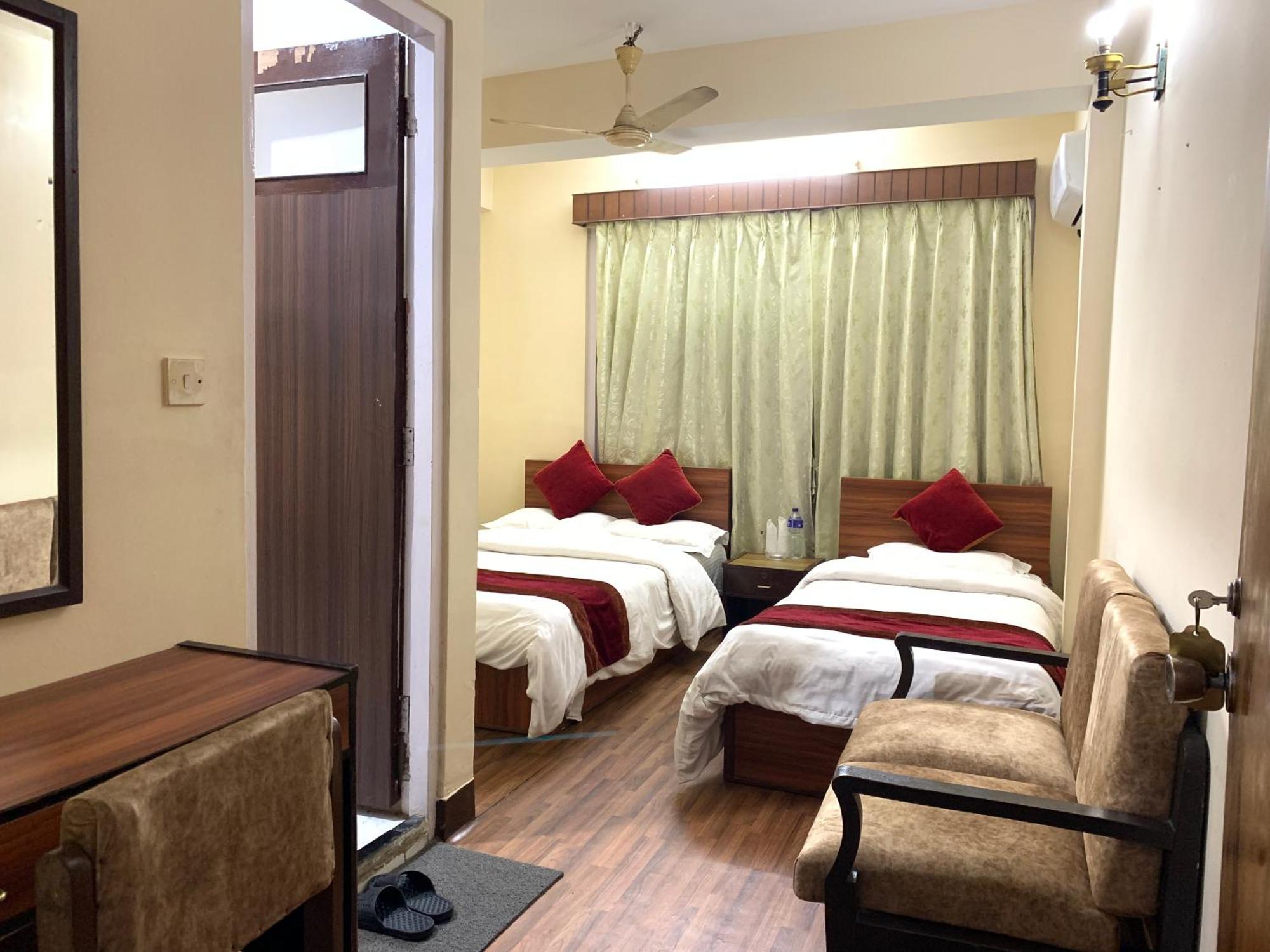 Hotel Discovery Inn กาฐมาณฑุ ภายนอก รูปภาพ